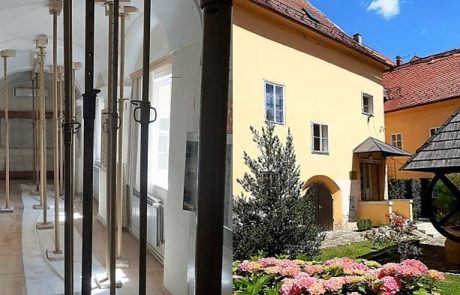 Staroslavenski institut